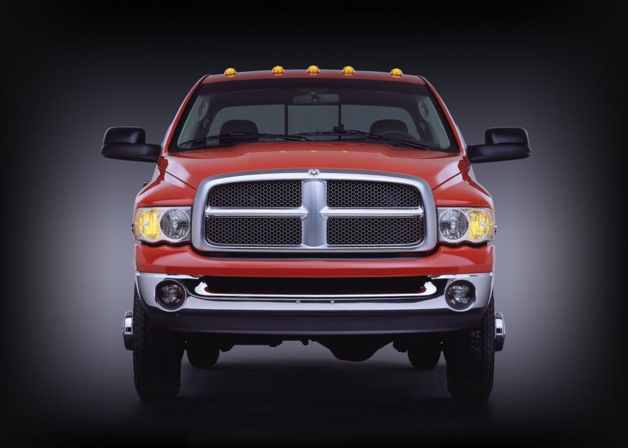  Dodge Ram Heavy Duty 2003 года  (фото 33 из 36)